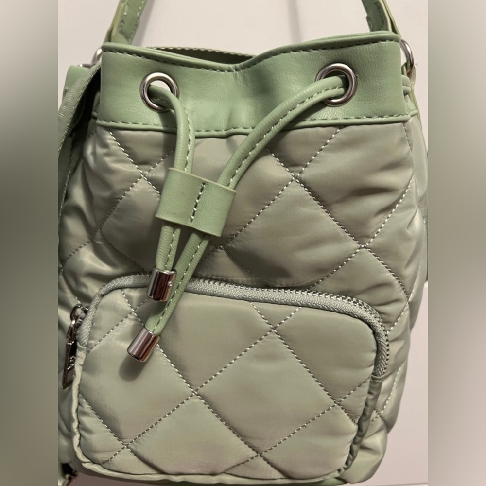 Steve Madden bucket bag